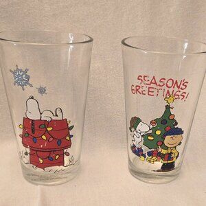 Peanuts Snoopy Charlie Brown - Christmas Beverage Glasses. Set of 2.